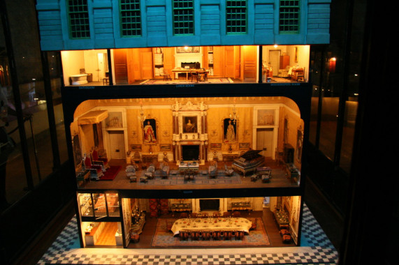 Queen Mary’s Dolls’ House Windsor