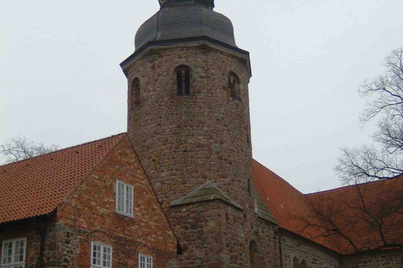 Kanonissenstift Heeslingen, später Benediktinerinnenabtei Zeven Zeven