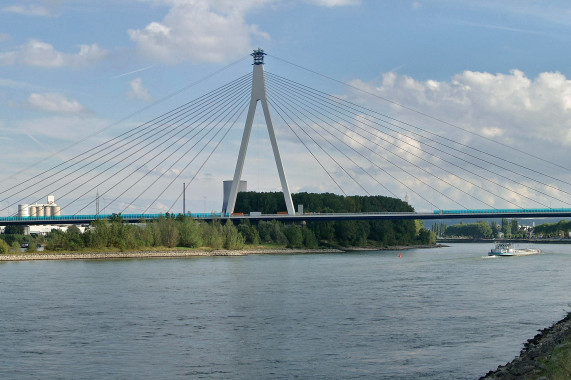 Raiffeisenbrücke Neuwied