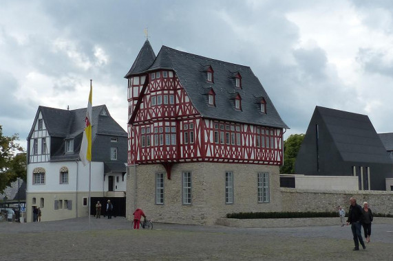 Diözesanes Zentrum Sankt Nikolaus Limburg an der Lahn