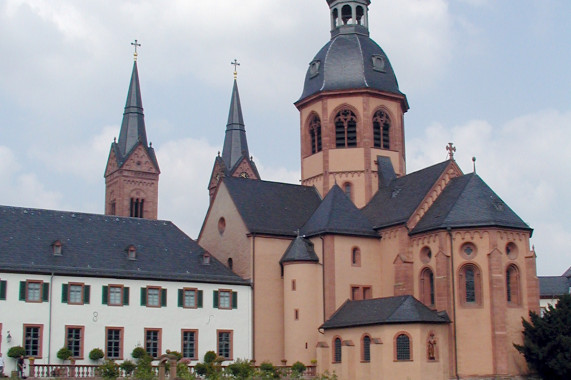 St. Marcellinus und Petrus Seligenstadt