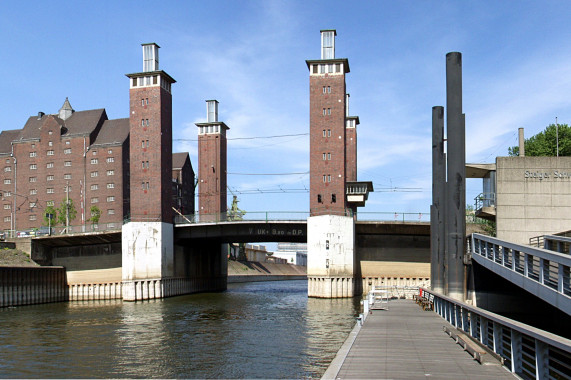 Schwanentorbrücke Duisburg