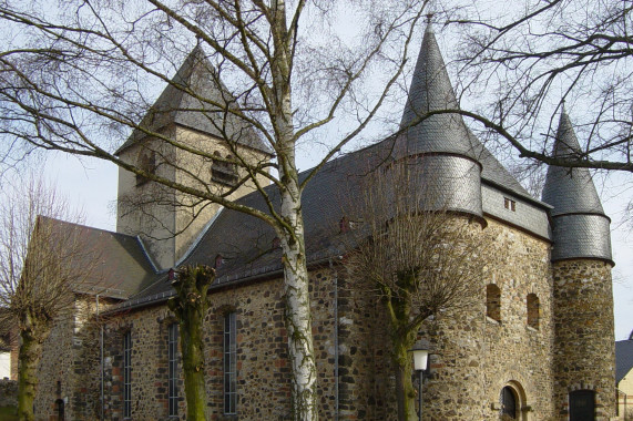 Evangelische Kirche Großen-Linden Linden