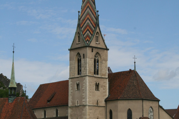 Katholische Stadtkirche und Sebastianskapelle (ehemaliges Beinhaus) mit Kirchenschatz Baden